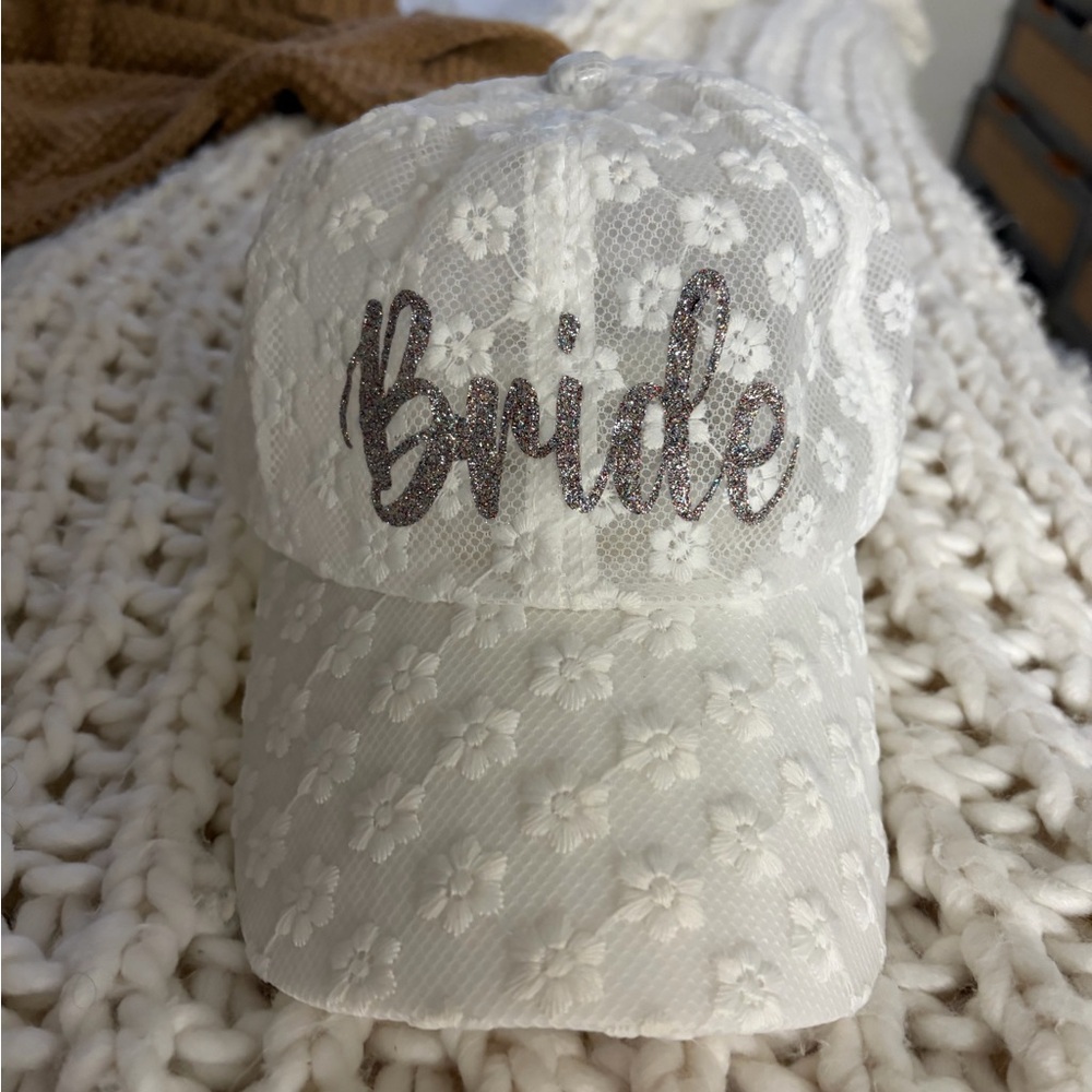 Bride flower lace cap